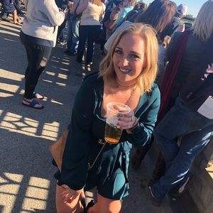 Meet your Posher, Abby